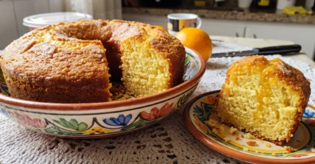 Bolo de Laranja Fofinho e Molhadinho: Receita Fácil e Caseira